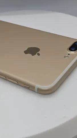 iPhone 7 Plus 32GBの画像（4）
