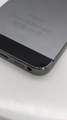 iPhone 5s 64GBの画像（1）