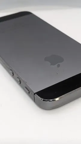 iPhone 5s 64GBの画像（2）