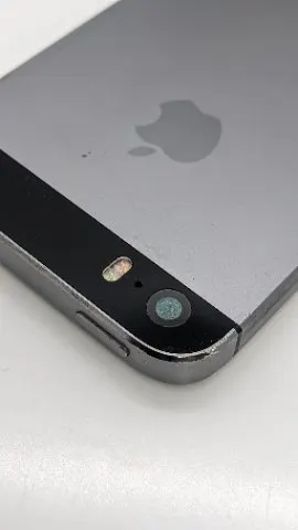 iPhone 5s 64GBの画像（3）