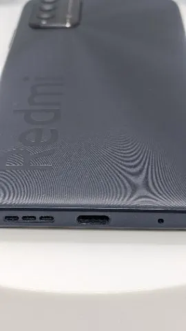 Redmi 9T 64GBの画像（1）