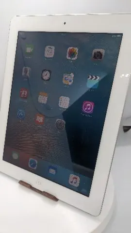 iPad 2 (Wi-Fi) 64GBの画像（0）