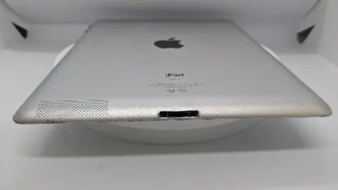 iPad 2 (Wi-Fi) 64GBの画像（1）
