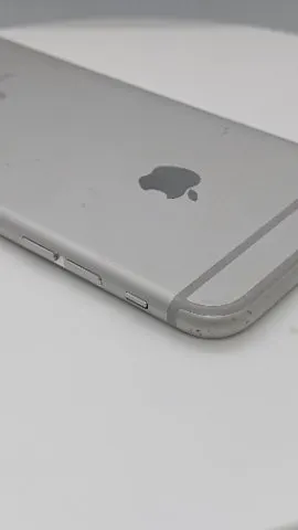 iPhone 6 64GBの画像（3）