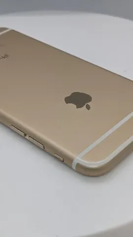 iPhone 6s 64GBの画像（3）