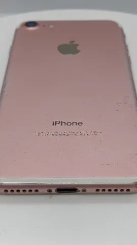 【ディスプレイ交換済】iPhone 7 128GBの画像（4）