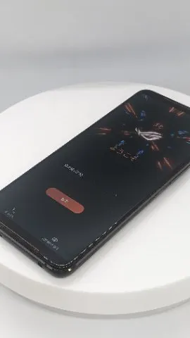 ゲーミングスマホ【ROG Phone2 512GB】の画像（4）