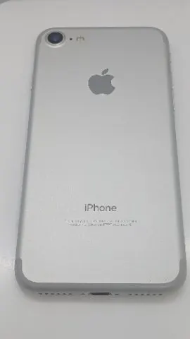 iPhone 7 32GBの画像（1）