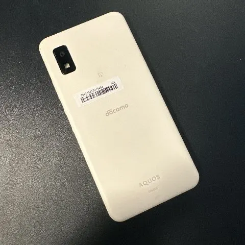 docomo arrows F-51B ホワイト SiMフリーの画像（0）