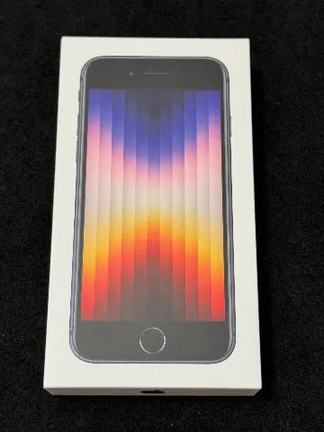 iPhone se 第3世代　64GB  Midnight  simフリー   新品未使用品　判定×の画像（0）