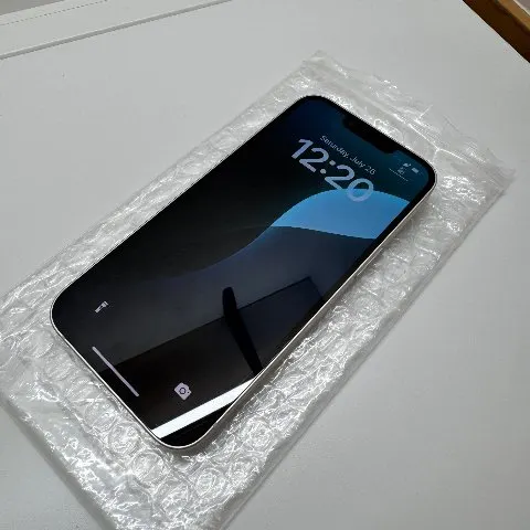 iPhone14 Starlight 128GB スターライト 赤ロム　限定保証ありの画像（1）