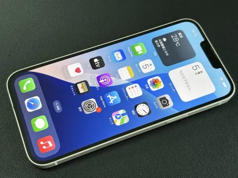 SB 赤ロム iPhone14 Plus 256GBの画像（0）