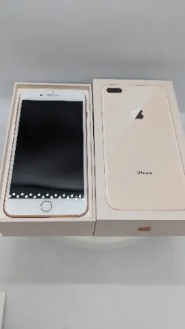 【箱あり】iPhone 8 Plus 64GBの画像（0）