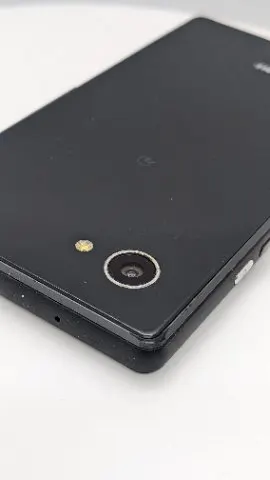 【バッテリー良好・SIMロック解除済】AQUOS SERIE mini SHV33 16GBの画像（2）