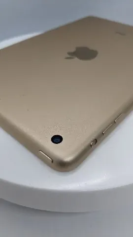 iPad mini 3 64GBの画像（3）