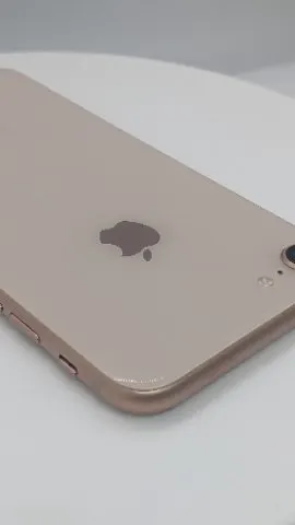 iPhone 8 64GBの画像（3）