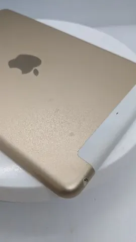 iPad mini 3 WiFi+Cellular 16GBの画像（4）