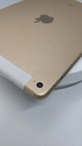 iPad Air2 ＋cellular 16GBの画像（2）