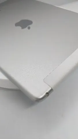 iPad Air2 ＋cellular 16GBの画像（3）
