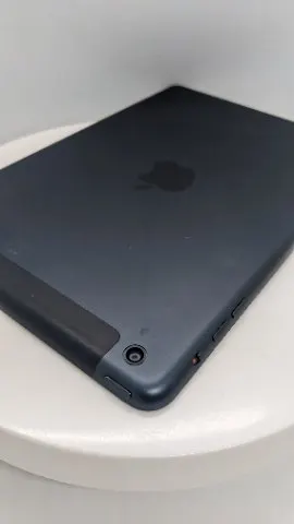 iPad mini Wi-Fi + Cellular 64GBの画像（2）