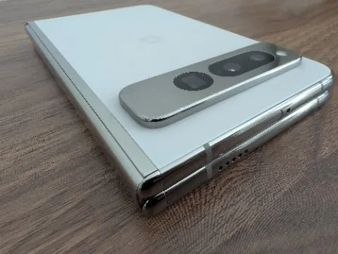 Image of Google Pixel Fold ポーセリン 不具合なし (1)