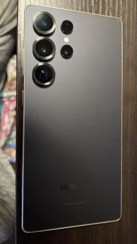 Samsung Galaxy S25 Ultra 1TBの画像（0）