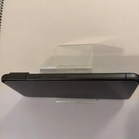 Google pixel8 128GB obsidian 付属品完備の画像（2）