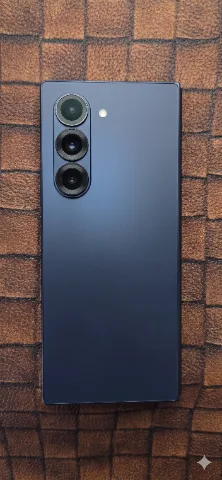 Galaxy Z Fold6(au版 / SCG28)※ネットワーク利用制限☓・SIMロック解除の画像(3)