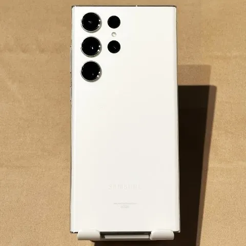 Image of Galaxy S23 Ultra SC-52D クリーム docomo 送料無料 (0)