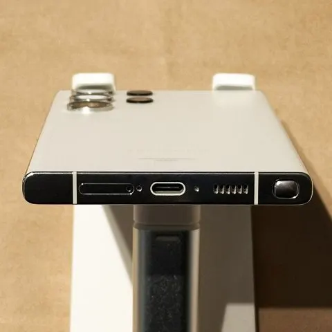 Image of Galaxy S23 Ultra SC-52D クリーム docomo 送料無料 (1)