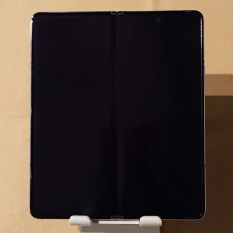 Image of Galaxy Z Fold5 SC-55D docomo 256GB / 12GB 送料無料 (1)