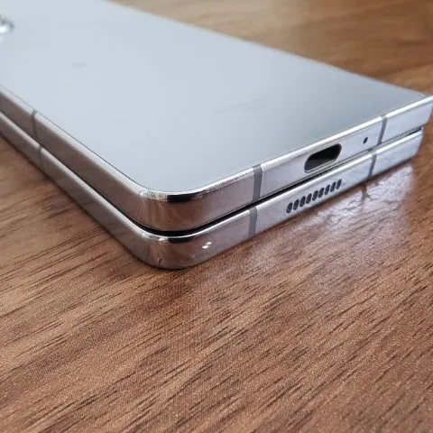 Image of Galaxy ZFold5 au版 (3)