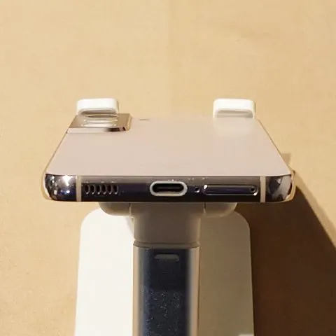 Galaxy S22 SCG13 ピンクゴールド au 送料無料の画像(2)