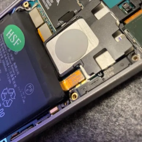 Xperia XZ バッテリーなし 交換画面付きの画像（2）