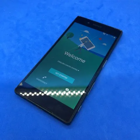 Xperia Z5 画面割れ+プロテクションロック品の画像（0）