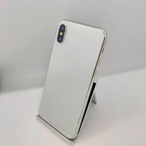 背面割れのiPhoneX　の画像（2）