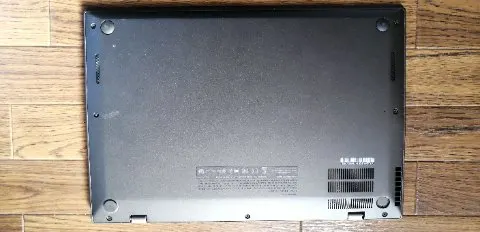 Thinkpad X1 Carbon 第3世代　画面ひび割れの画像（0）
