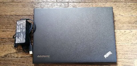 Thinkpad X1 Carbon 第3世代　画面ひび割れの画像（4）