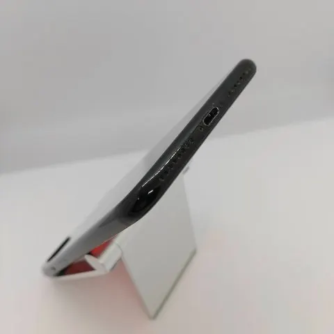 ちょい割れのiPhone7 Plus 256GBの画像（2）