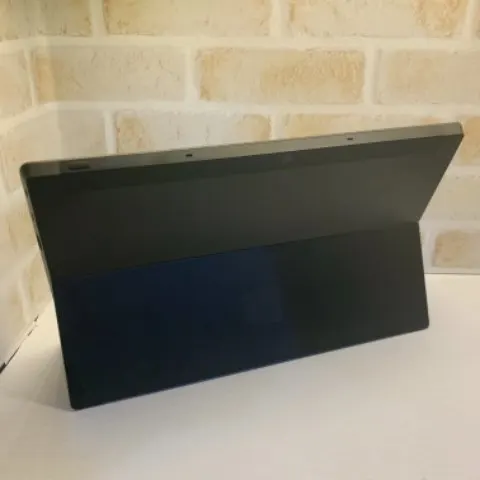 surface RT 充電器無しの画像（1）