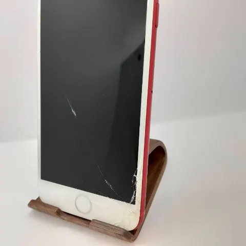 iPhone 7 128GB 画面割れの画像（1）