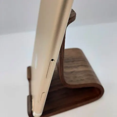 iPhone 7 128GB リアカメラ・LED×の画像（3）