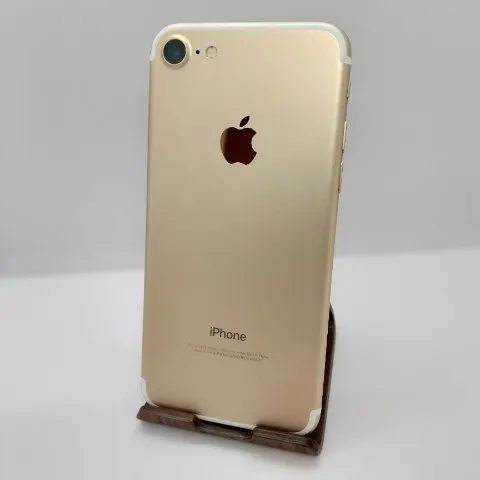 iPhone 7 128GB リアカメラ・LED×の画像（4）