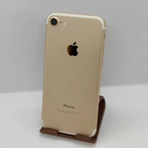 iPhone 7 128GB 画面ちょい割れの画像（4）