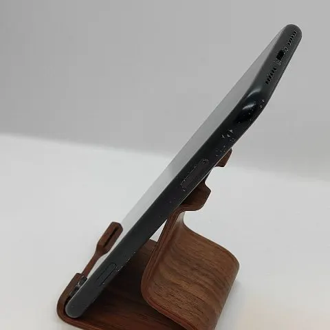 iPhone XR 128GB 画面割れの画像（3）