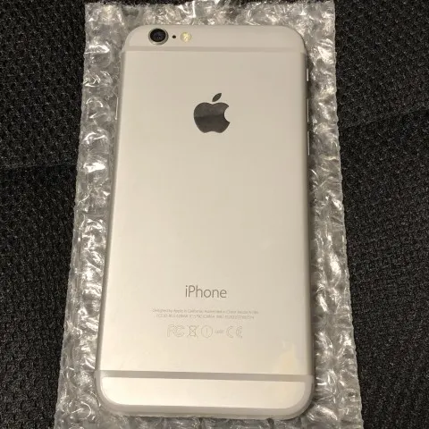 iPhone6 電源× アクティベーションロックの画像（1）