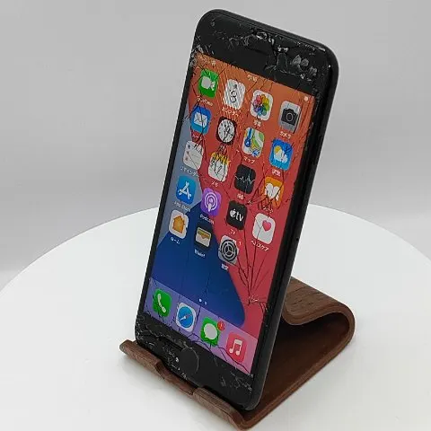 iPhone 7 128GB 画面割れの画像（0）