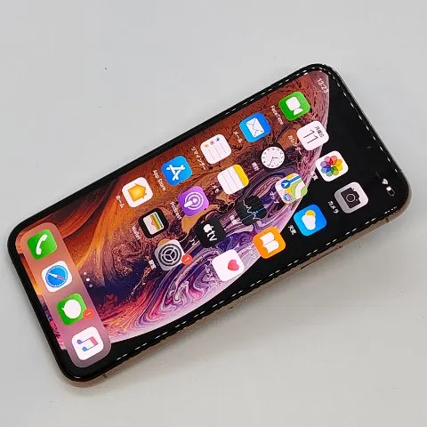 iPhone XS 256GBの画像（0）