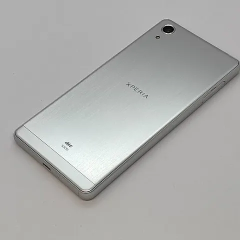 Xperia X Performance SOV33の画像（1）
