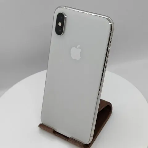 iPhone Xs 256GBの画像（4）